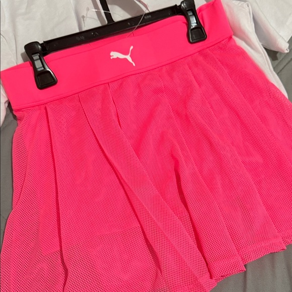 Puma White Tee with Neon Logo - Picture 3 of 6